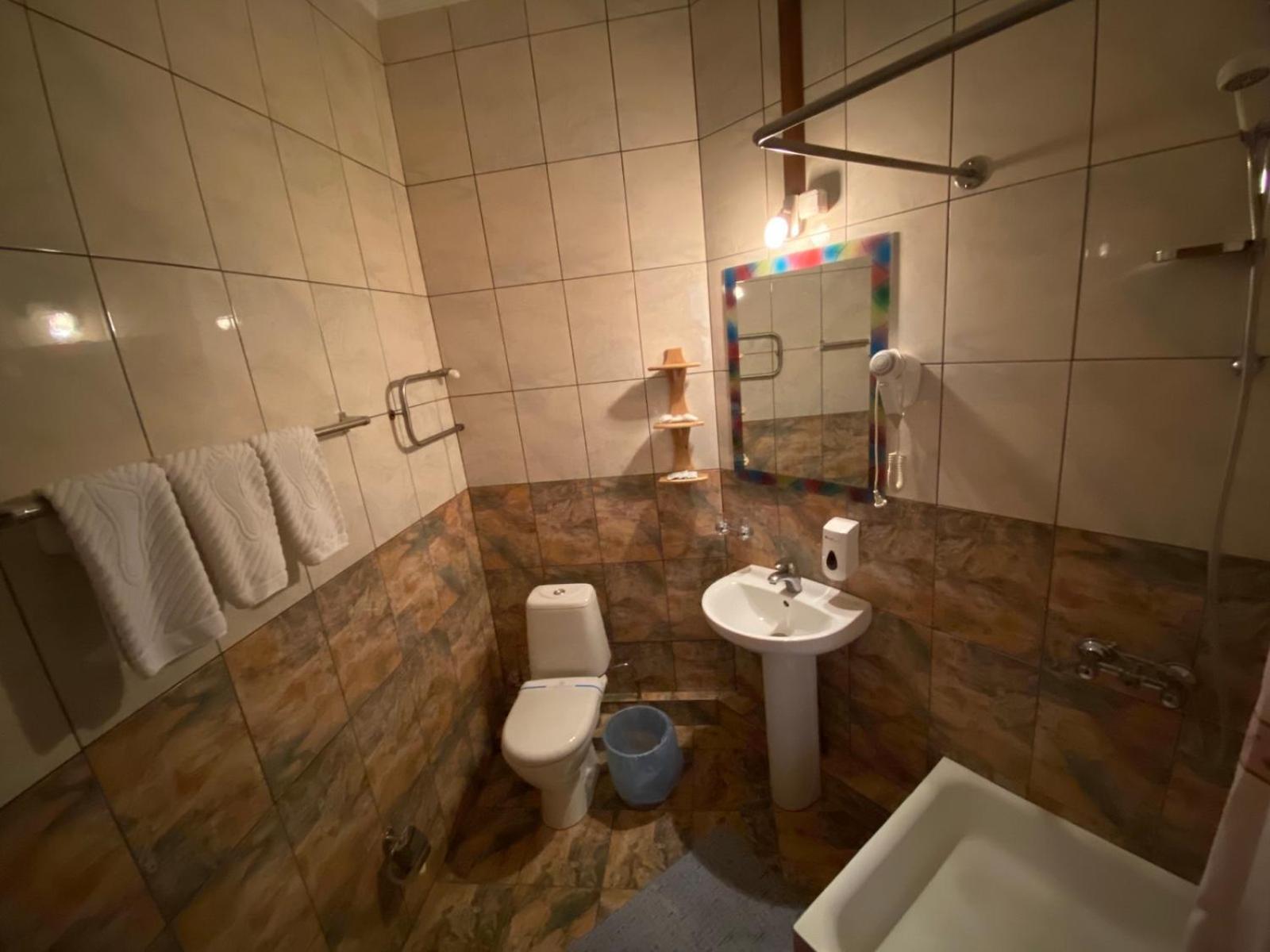 Tisa Hotel Petropavlovskaya Borshchagovka Eksteriør billede